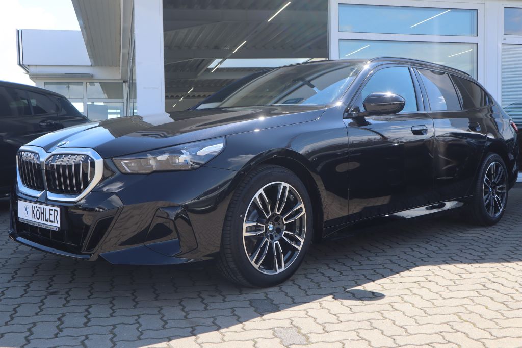 BMW 520d xDrive Touring M Sport/AHK/HK/Lhz/Shz/DAB