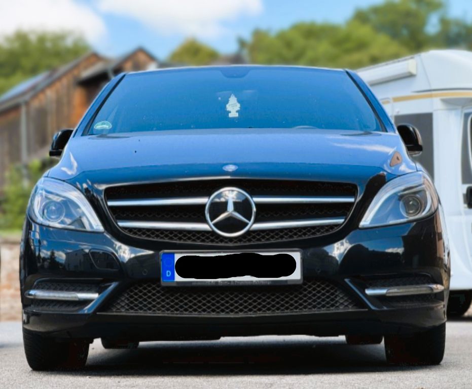 Bild des Angebotes Mercedes-Benz B 250 Sport*Sound*Night*Chrom*tiefer*...