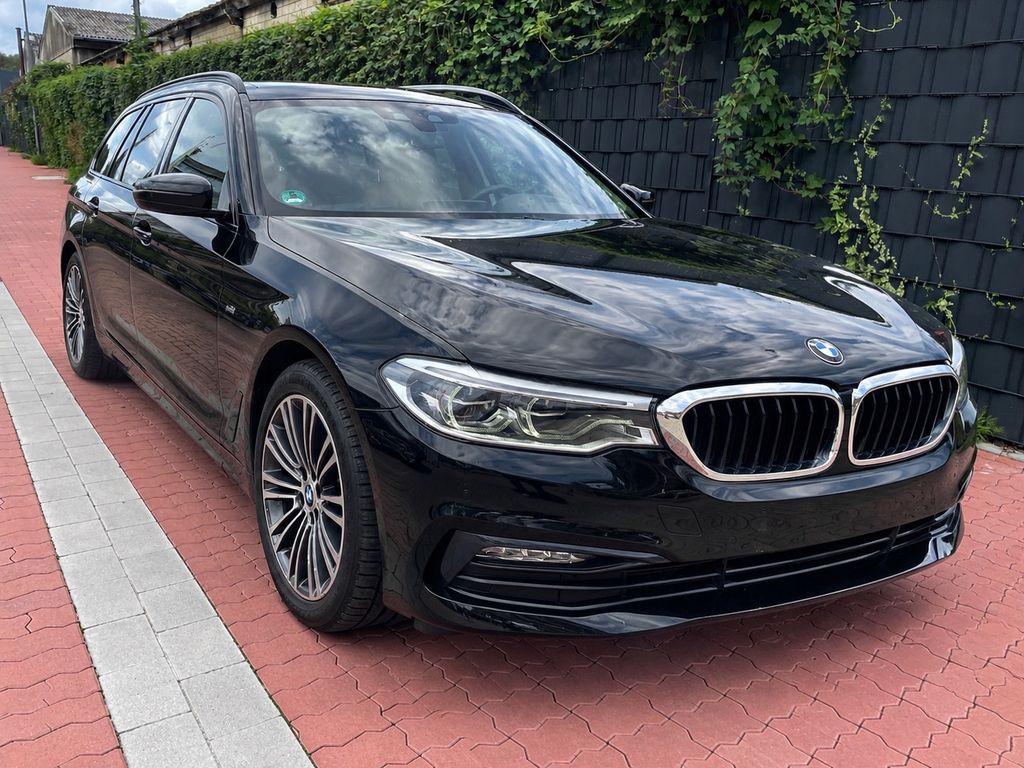 Bild des Angebotes BMW 520 D Touring Sport LED Kamera Memory T.Leder