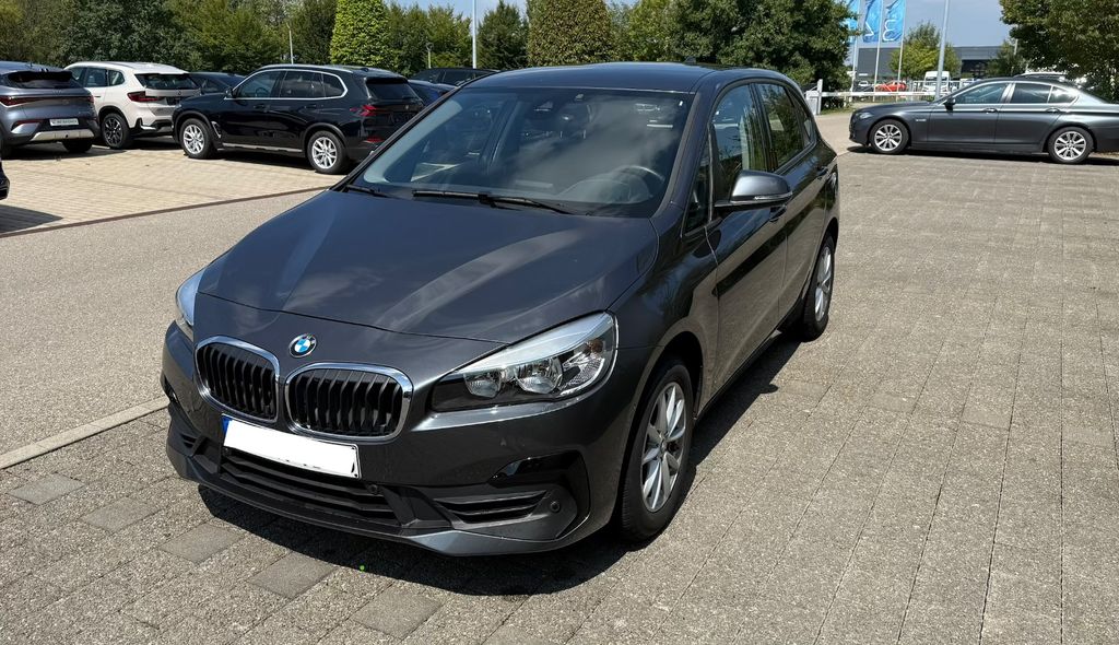 BMW 218 Active Tourer 218i | 1Hand | Navi | TÜV neu