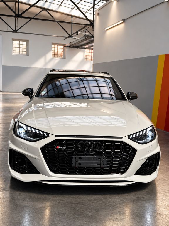 Bild des Angebotes Audi RS4 1of1/SIAM BEIGE/EXCLUSIV/Carbon/WeißInt