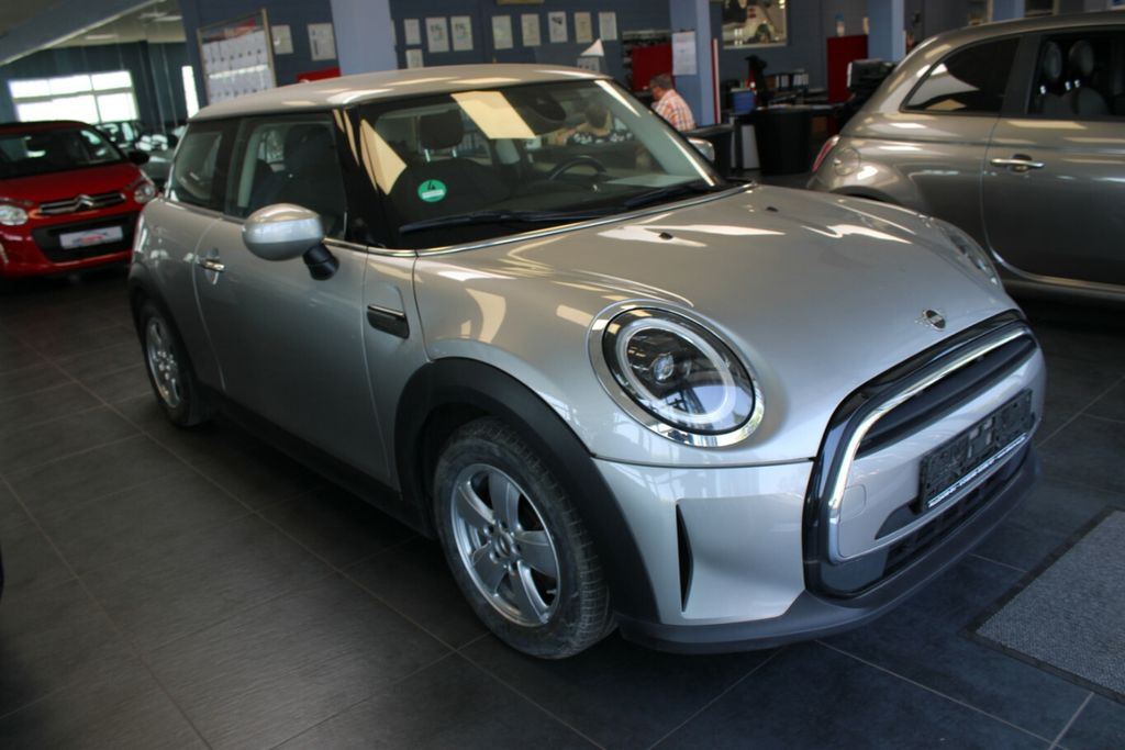 Bild des Angebotes MINI Cooper Essential Trim