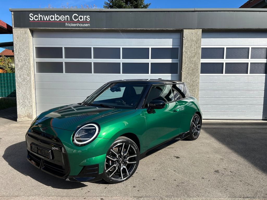 MINI Cooper SE JOHN COOPER WORKS L HUD Pano H&K HiFi
