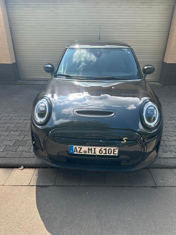 Bild des Angebotes MINI Cooper SE BLACK