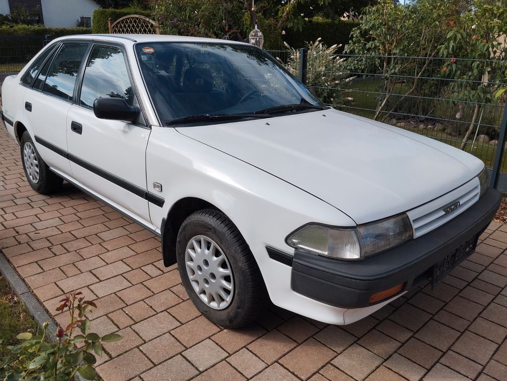Bild des Angebotes Toyota Carina II Liftback 1.6 XLI *1.Hand / Allwetter*
