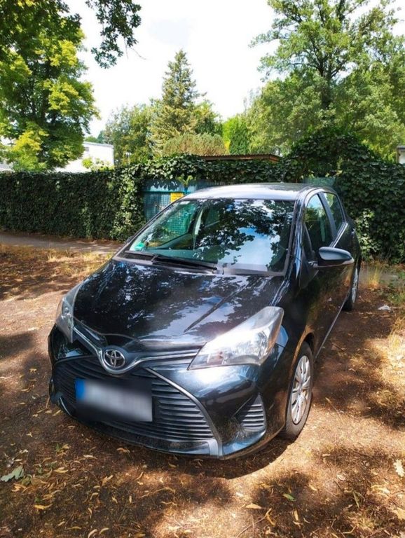 Bild des Angebotes Toyota Yaris 1,0 - Nur 70tkm - Unfallfrei - Top Zustand