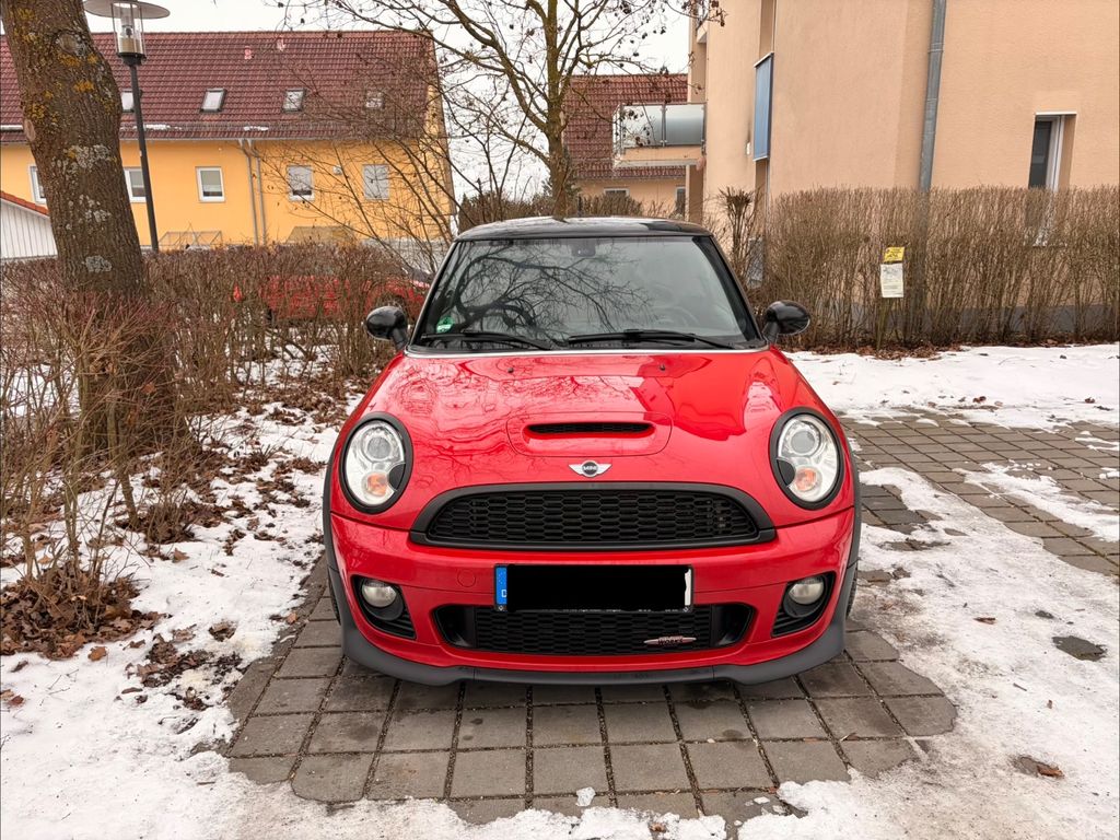Bild des Angebotes MINI John Cooper Works 262 PS