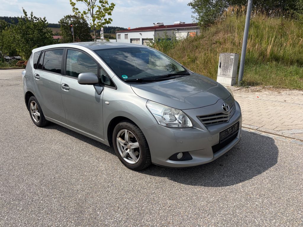 Bild des Angebotes Toyota Verso Travel 2.0