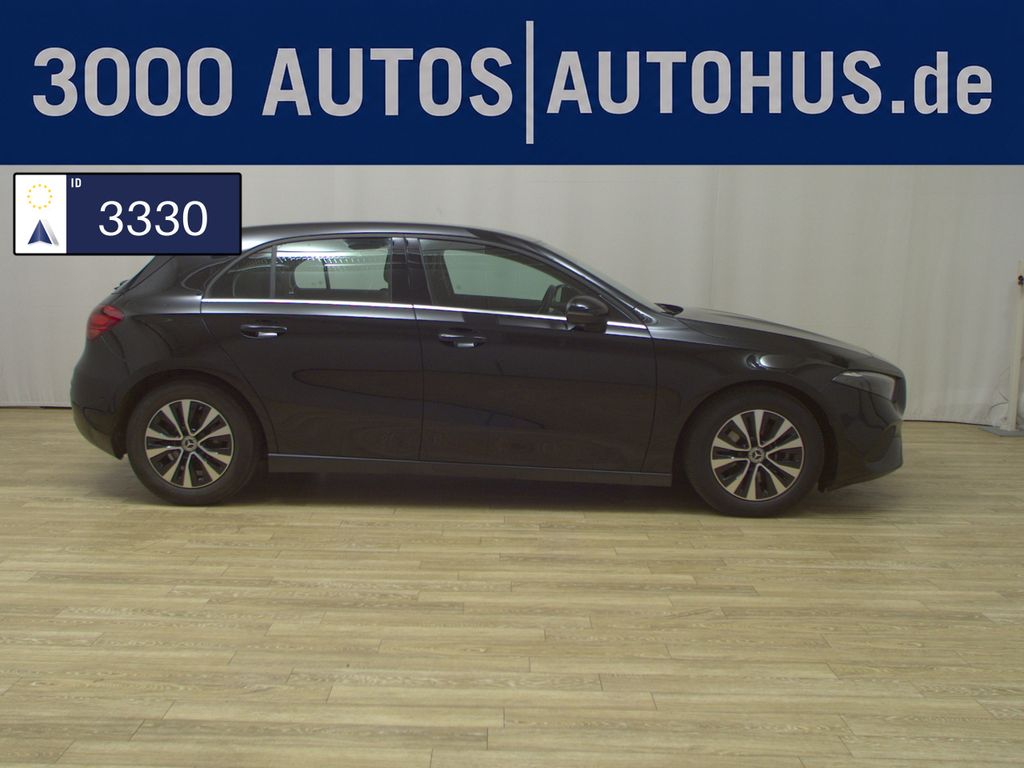 Bild des Angebotes Mercedes-Benz A 200 d Navi LED RFK MBUX PDC Shz