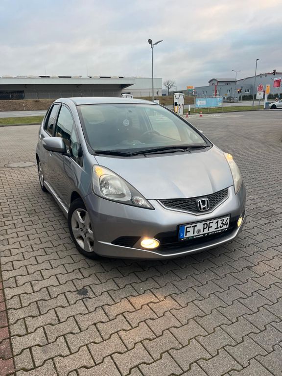 Bild des Angebotes Honda Jazz 1.4 i-SHIFT Exclusive Exclusive
