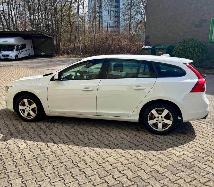 Bild des Angebotes Volvo V60 D3 Geartronic Linje Svart Linje Svart