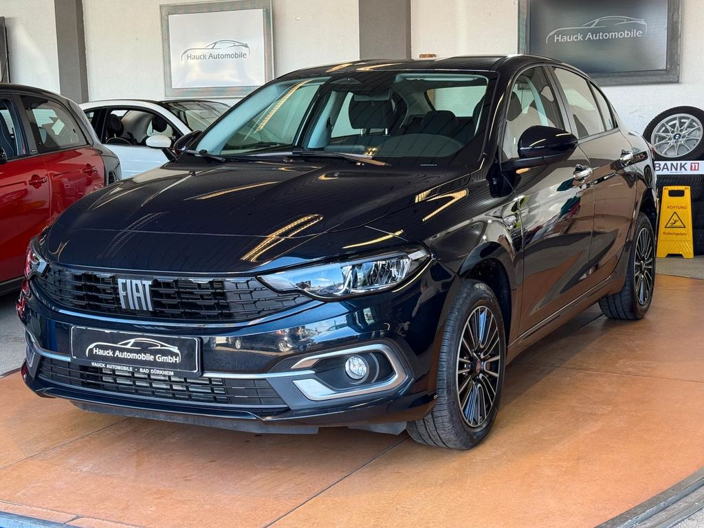 Fiat Tipo Urban -Neuwagen  11 km /U-Connect/R-Kamera
