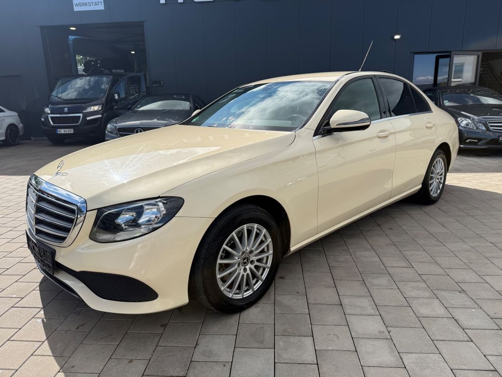 Bild des Angebotes Mercedes-Benz E 200 D Lim. 2-Hand/Klimaauto/Leder/SHZ