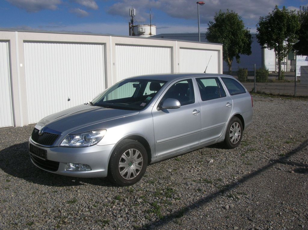 Skoda Octavia 1.8 Combi Ambiente-Klima - Tüv 1/2028
