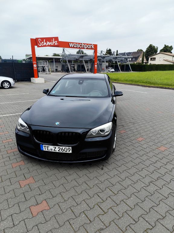 Bild des Angebotes BMW 740d xDrive -