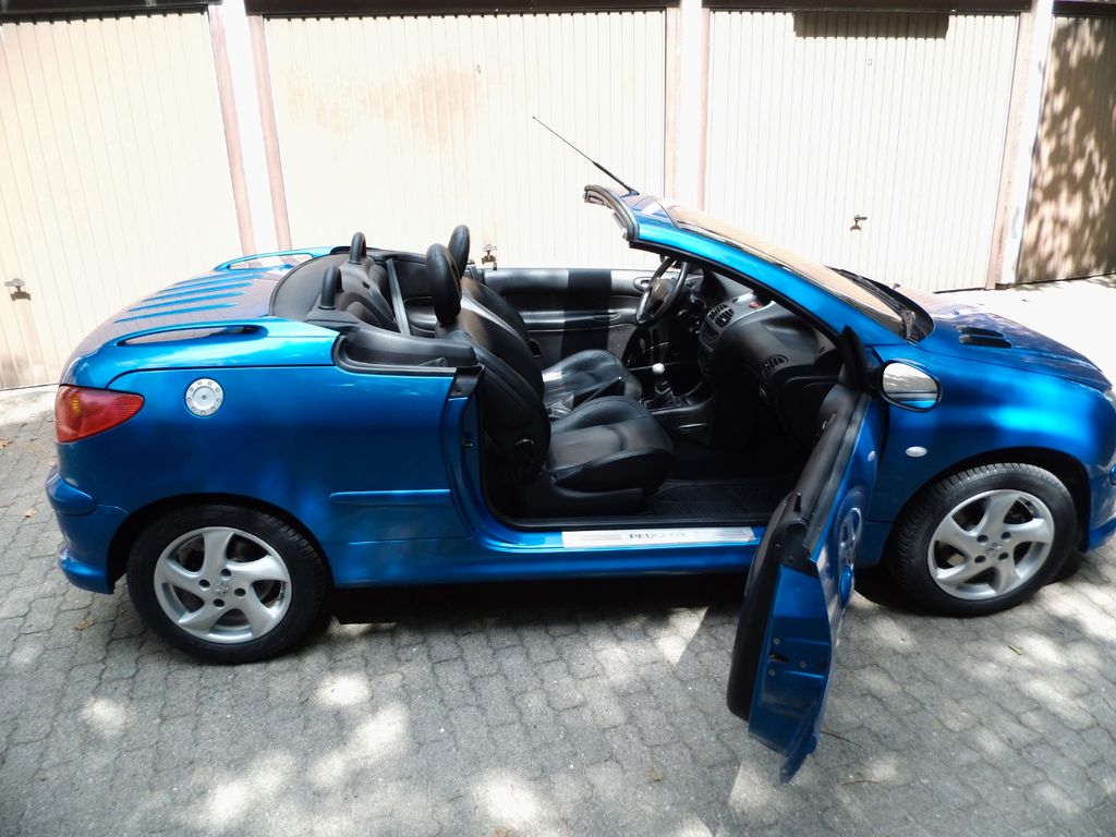 Bild des Angebotes Peugeot 206 CC Platinum,2004,Klima,Vollleder,Alu,HU07/28