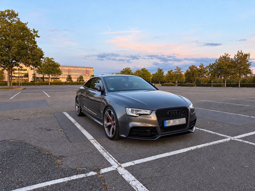 Audi RS5 V8 | Capristo | Service & Bremsen neu