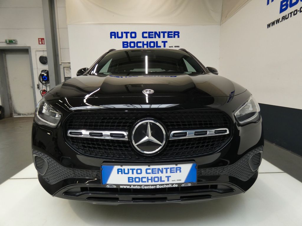 Bild des Angebotes Mercedes-Benz GLA 180 Progressive*Navi*Klimaaut*Sitzh*RFKamera