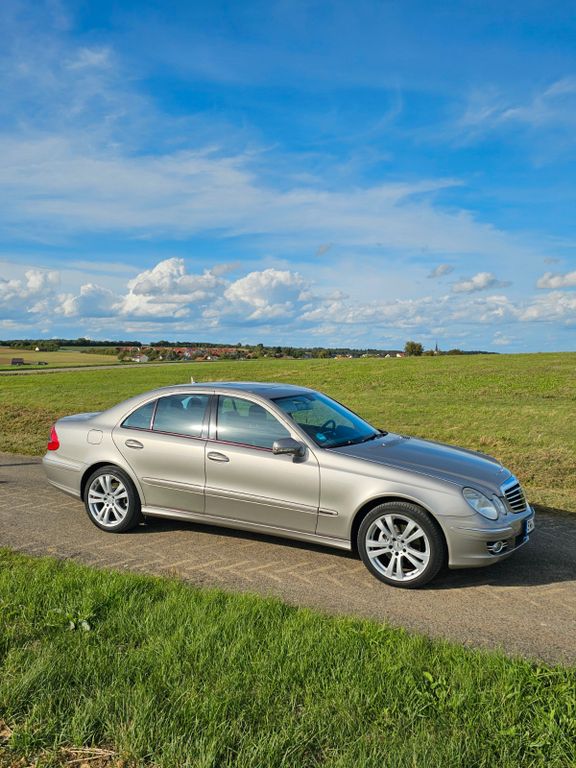 Bild des Angebotes Mercedes-Benz E 320 CDI 4MATIC AVANTGARDE Avantgarde