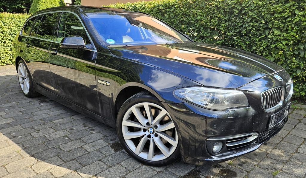 Bild des Angebotes BMW 530xd Lux B&O,KlimaKomfiSitze,Pano,AHK,DA+,Nappa