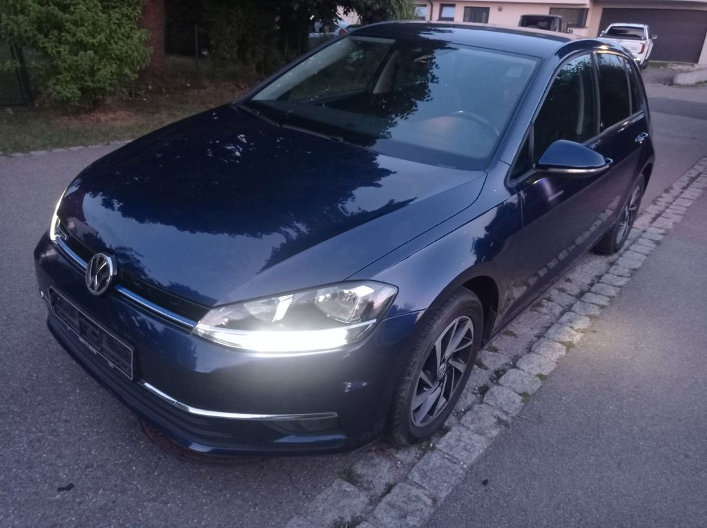 Bild des Angebotes Volkswagen Golf 1.6 TDI Sound Sound