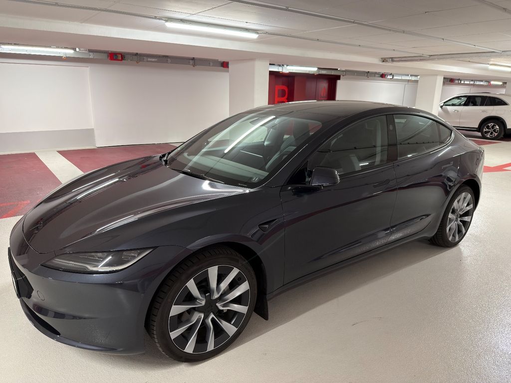 Bild des Angebotes Tesla M3 Maximale Reichweite RWD | EZ 03/2026