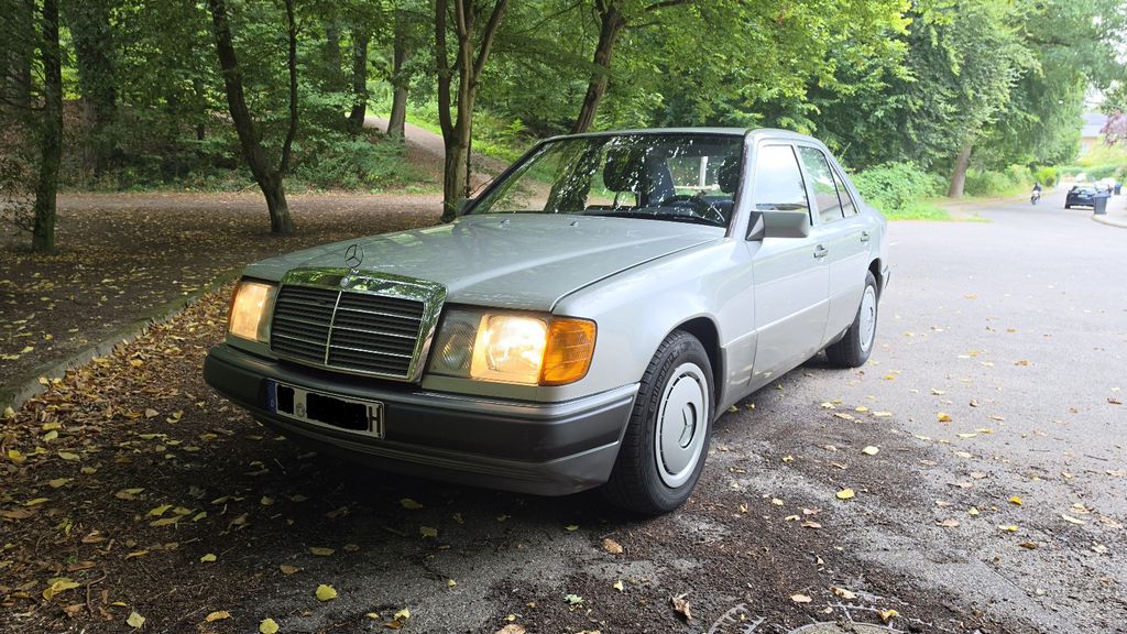Mercedes-Benz 200E W124, Klima, Autom, H-Kennz, 76000 km