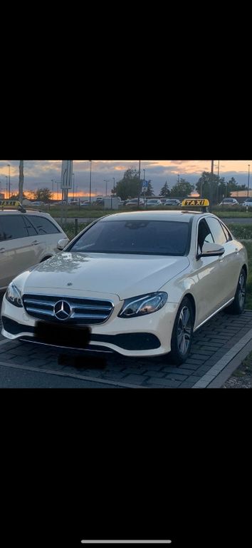 Bild des Angebotes Mercedes-Benz E 220 d