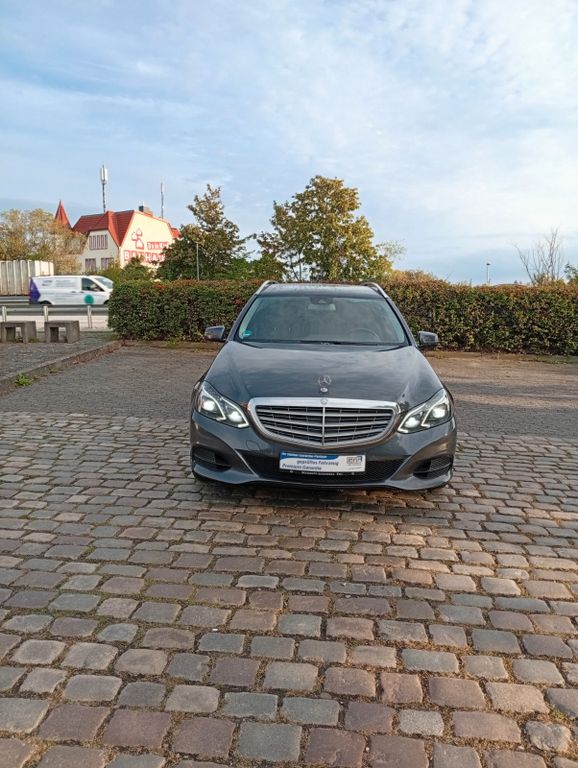 Bild des Angebotes Mercedes-Benz E 250 BlueTEC T.Automatik.klima.Navi.PDC