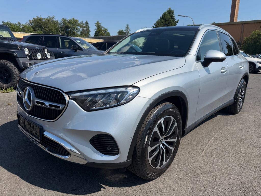 Bild des Angebotes Mercedes-Benz GLC 220 d 4Matic Pano 1.Hand 360* Navi LED AHK