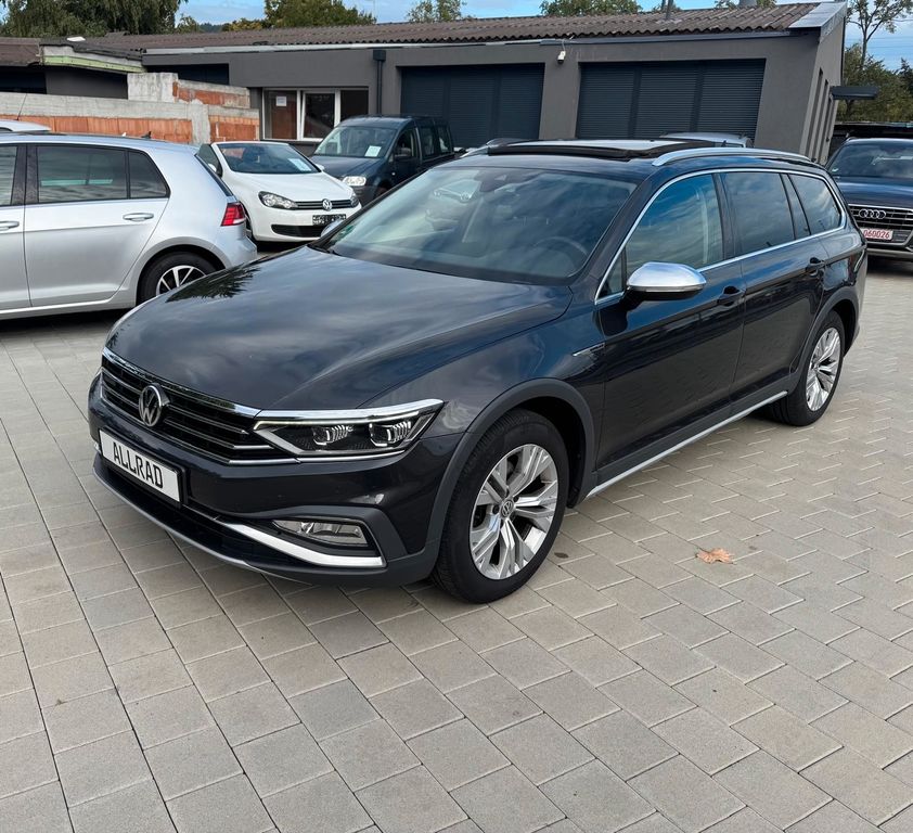 Bild des Angebotes Volkswagen Passat Facelift 2.0 TDI DSG 4M AHK ACC StHz Pano