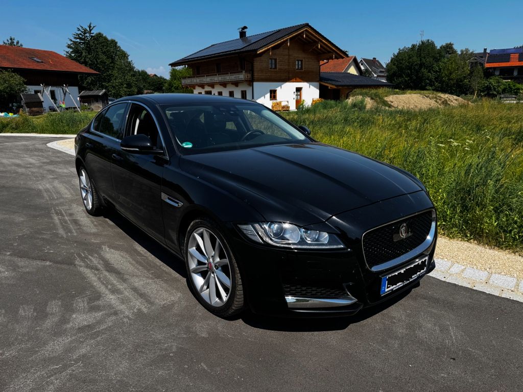 Bild des Angebotes Jaguar XF 30d 300PS Prestige Automatik Prestige Top Aus