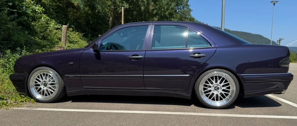 Bild des Angebotes Mercedes-Benz E 230 AVANTGARDE Avantgarde
