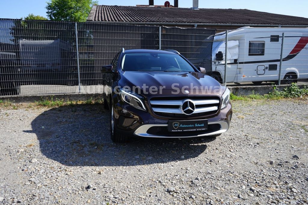 Bild des Angebotes Mercedes-Benz GLA 200-URBAN-2. HAND-NAVi-R KAMERA-LED