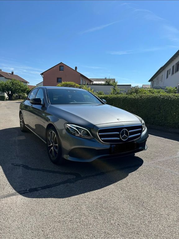Bild des Angebotes Mercedes-Benz E 250 Autom. -