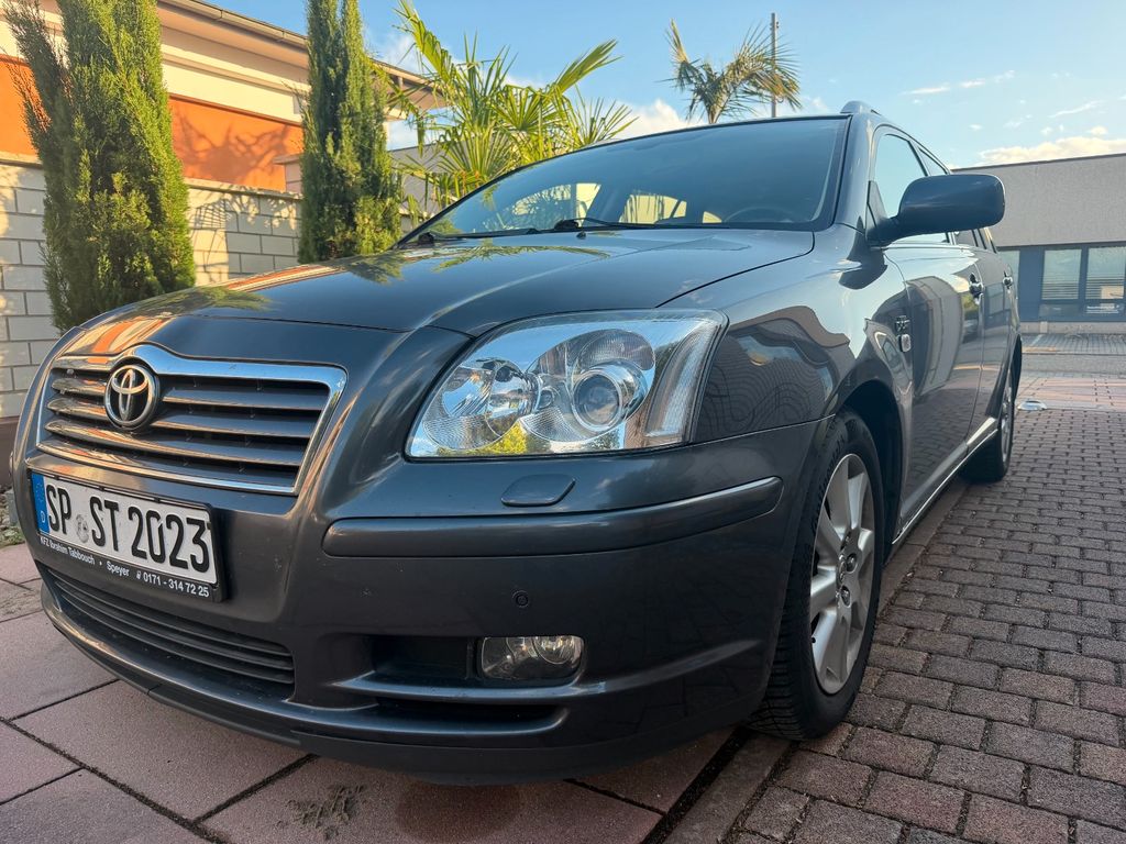 Bild des Angebotes Toyota Avensis Kombi 2.2 D-CAT Executive