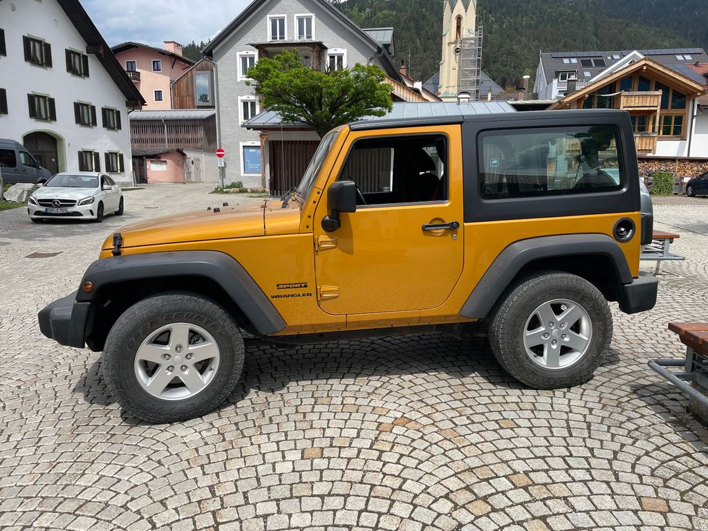 Bild des Angebotes Jeep Wrangler Sport 2.8 CRD Sport