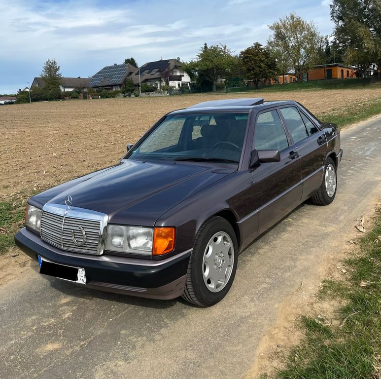 Bild des Angebotes Mercedes-Benz E190 W201 / 2.0 Automatik / H-Kennzeichen