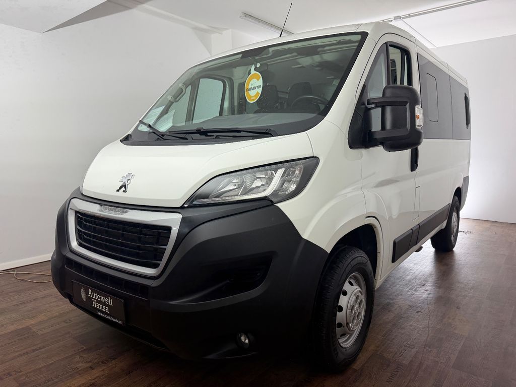 Bild des Angebotes Peugeot Boxer Kombi 330 L1H1 Active/1.HD/NAVI/AHK/PDC/