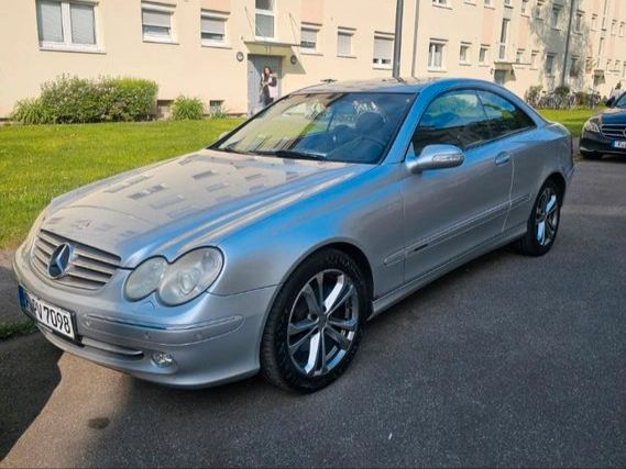 Bild des Angebotes Mercedes-Benz CLK 240 ELEGANCE*PANO*NAVI*CAR PLAY*SERVICE NEU*
