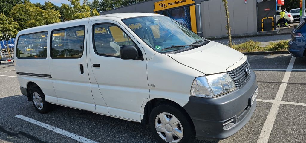 Toyota Hiace lang
