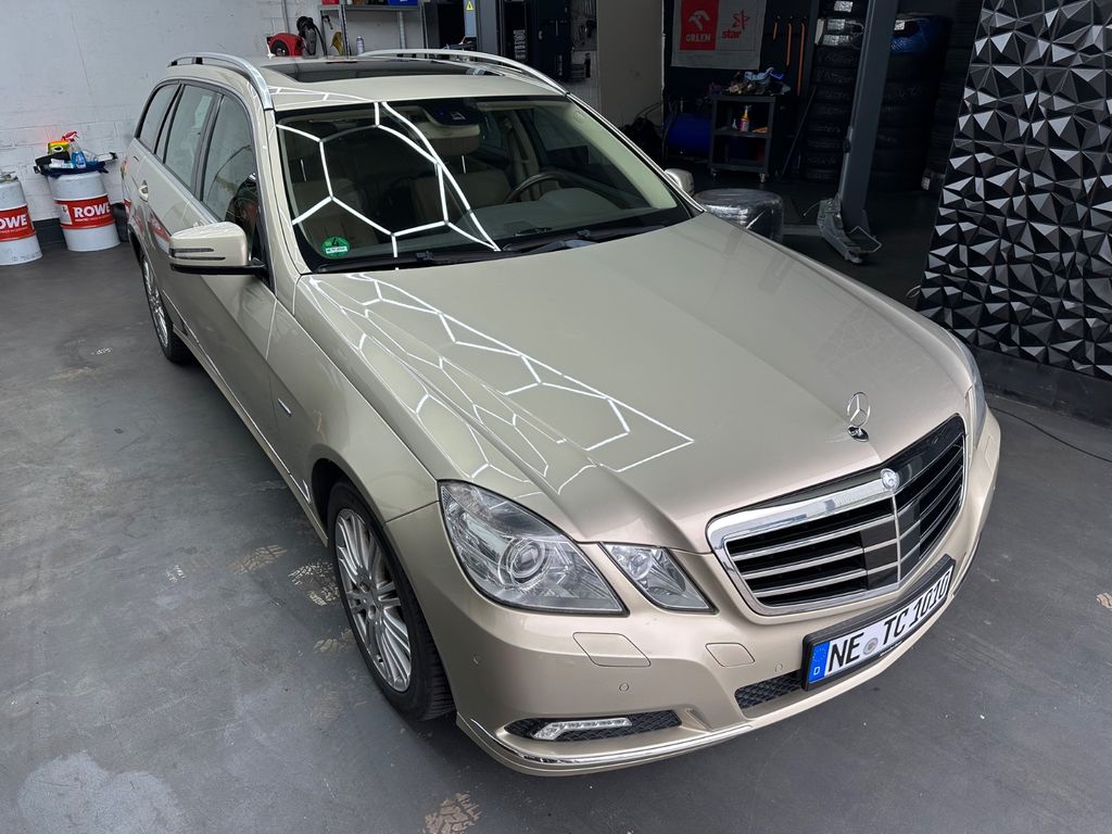 Bild des Angebotes Mercedes-Benz E 250 CDI T  Elegance BE Autom HK DVD Abst-TM SD