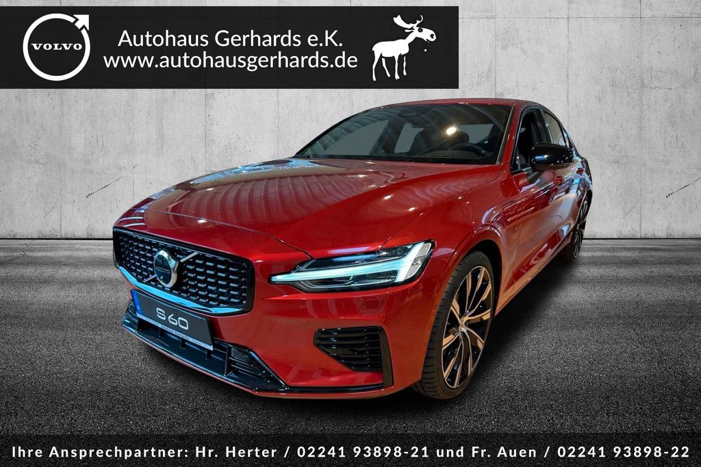 Volvo S60 T8 AWD Ultimate Plugin LR Pano360°20"HUB,ACC