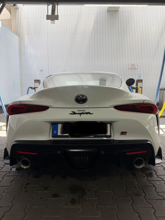 Toyota Supra 3.0 Turbo Automatik Legend