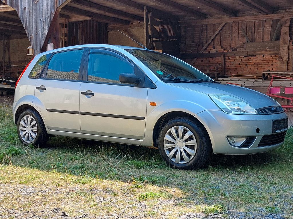 Bild des Angebotes Ford Fiesta 1:3 51 kW Ghia Ghia
