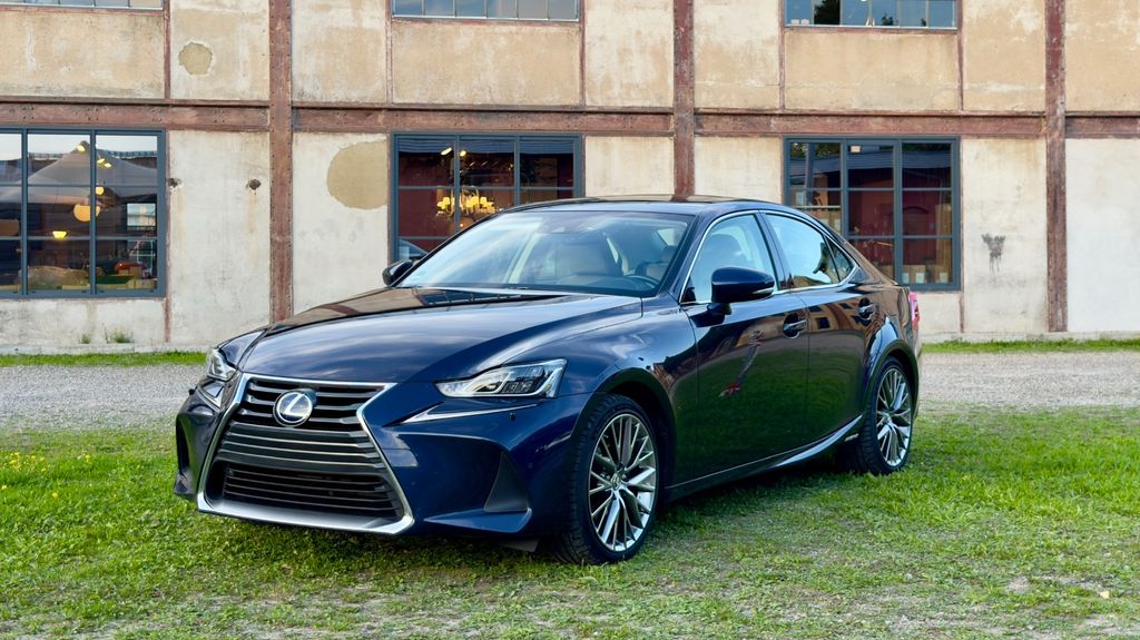 Bild des Angebotes Lexus IS 300h Luxury Line, Deutsches Fahrzeug,Garantie