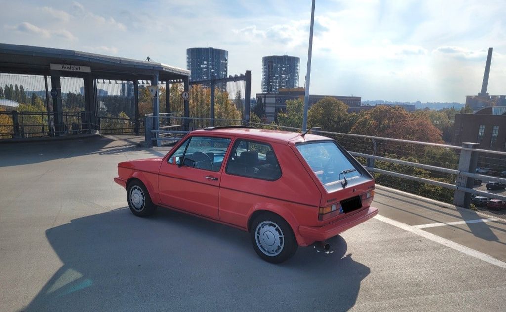 Volkswagen Golf 1 GTI Pirelli
