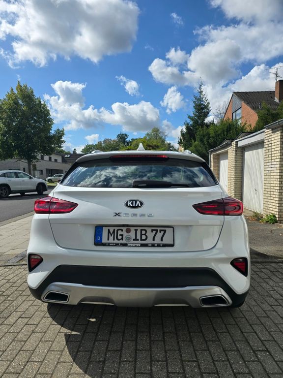 Kia XCeed 1.4 T-GDI JBL Sound Edition JBL Sound ...