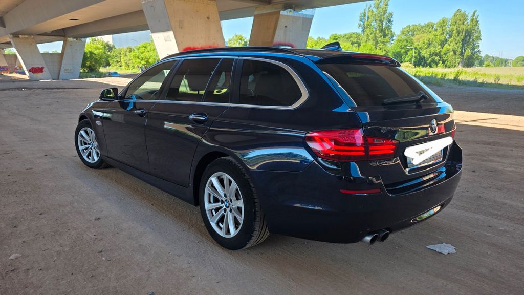 Bild des Angebotes BMW 525d  Touring A Luxury Line