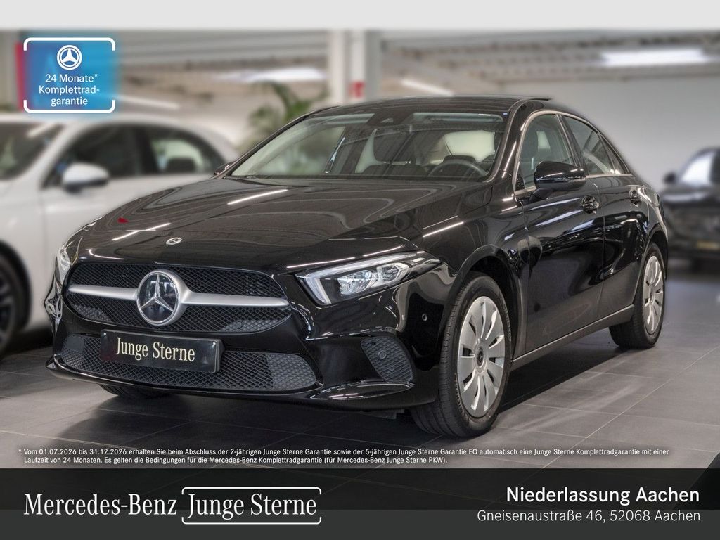 Bild des Angebotes Mercedes-Benz A 250 e Lim Pano/LED/Kam/CarePlay/Navi+/DAB/PTS